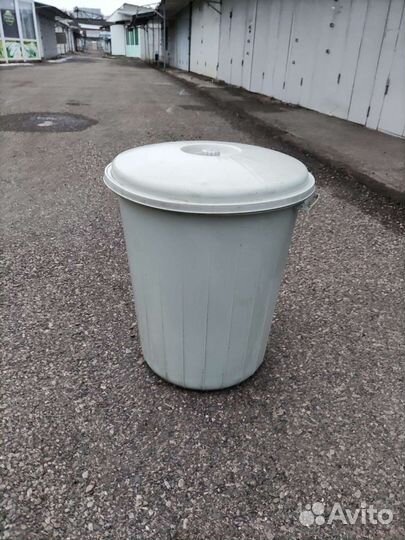 Бак для мусора круглый