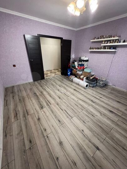 2-к. квартира, 55 м², 1/14 эт.