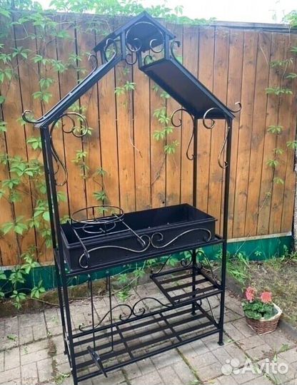 Мангал с крышей