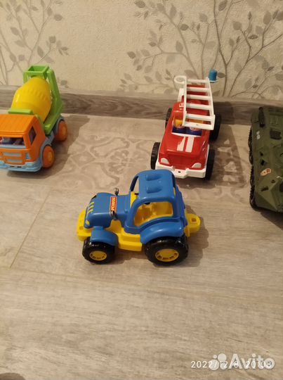 Набор детских машинок