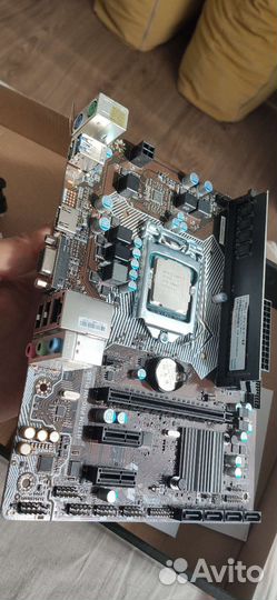 MSI H110m pro-vh plus + i3-7100 + ddr4 8 gb