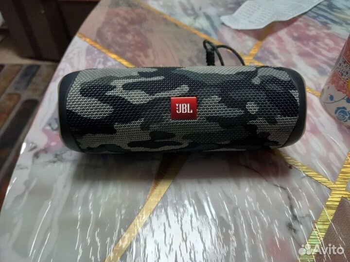 Колонка jbl