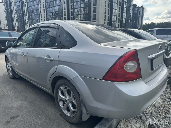 Ford Focus 1.8 МТ, 2008, 200 000 км