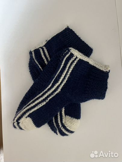 Вязаные носки ручной работы