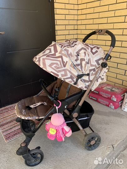 Прогулочная коляска
