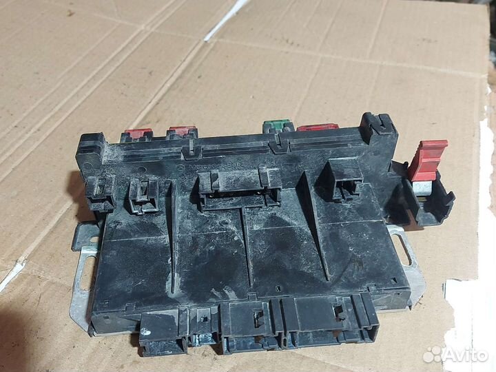 Блок предохранителей Mercedes A0315451632