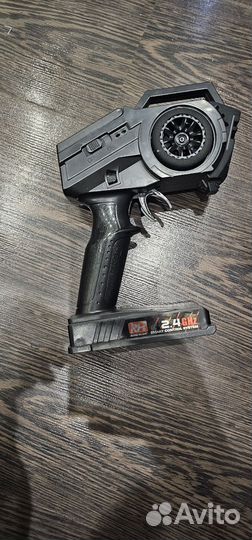 Машина на радиоуправлении для дрифта