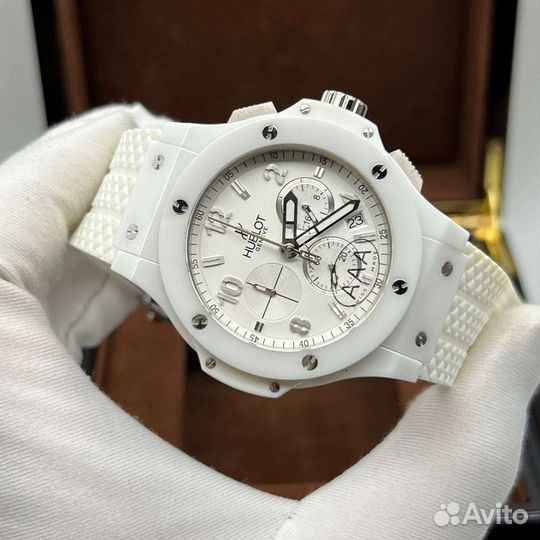 Часы Hublot