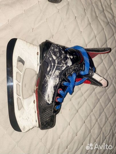 Хоккейные коньки bauer