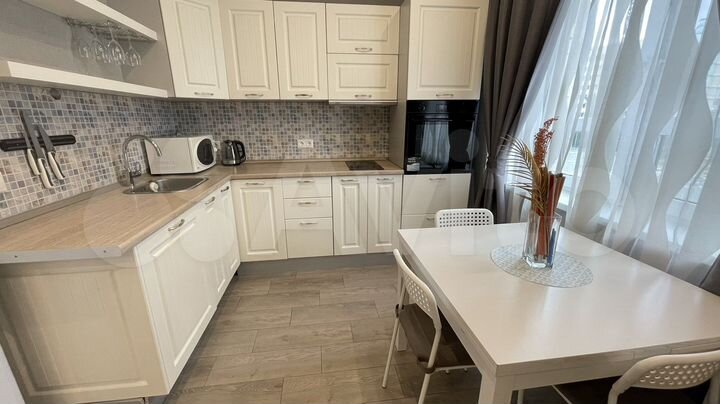 1-к. квартира, 33 м², 3/17 эт.