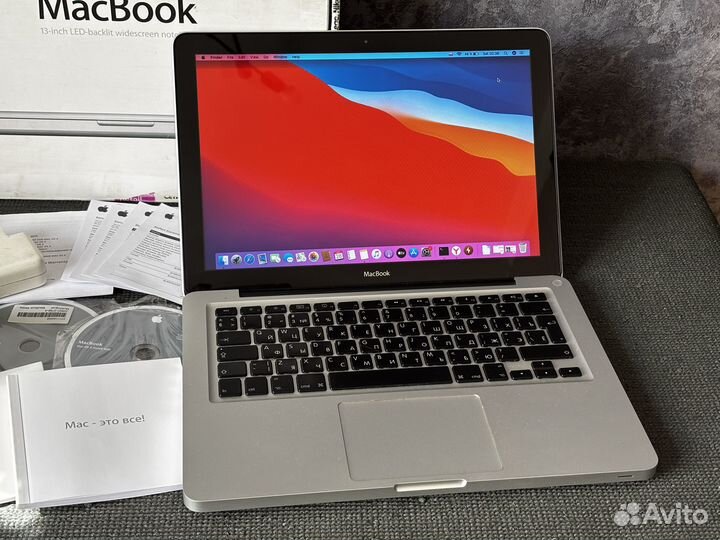 Бизнес ноутбук Apple MacBook 13 8/240 SSD