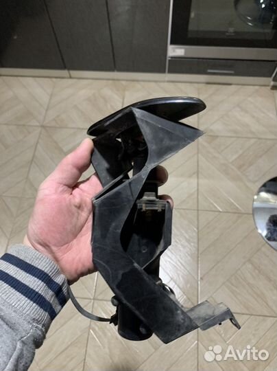 Форсунка омывателя фар левая mazda 3 bk седан