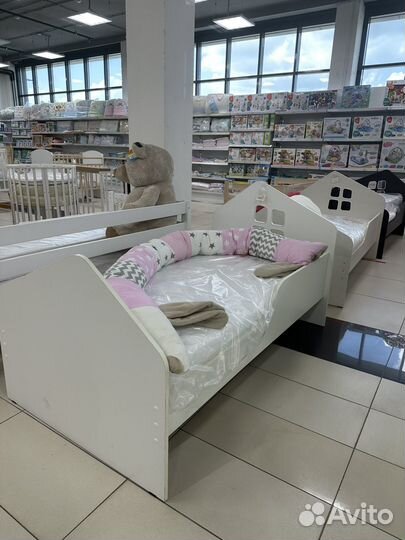 Кроватка детская