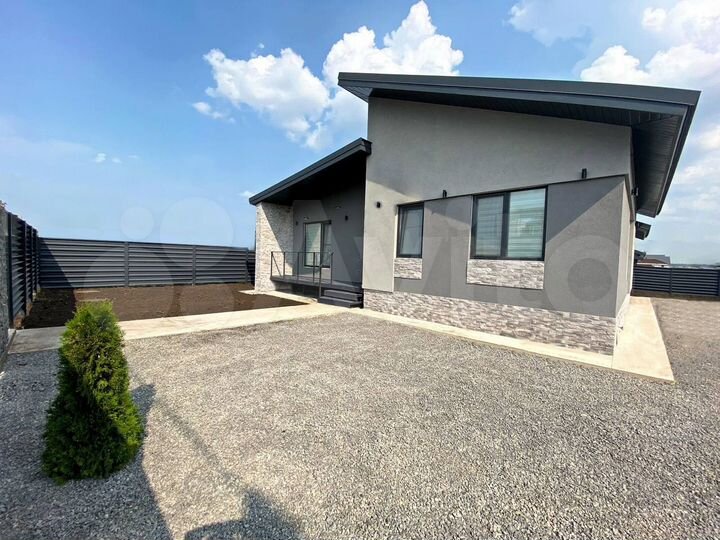 Коттедж 131 м² на участке 7 сот.