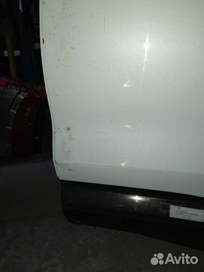 Дверь задняя левая Hyundai Santa Fe