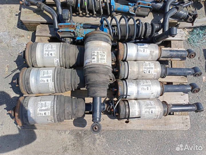 Land Rover DiscoveryIV амортизатор/балон пневмо