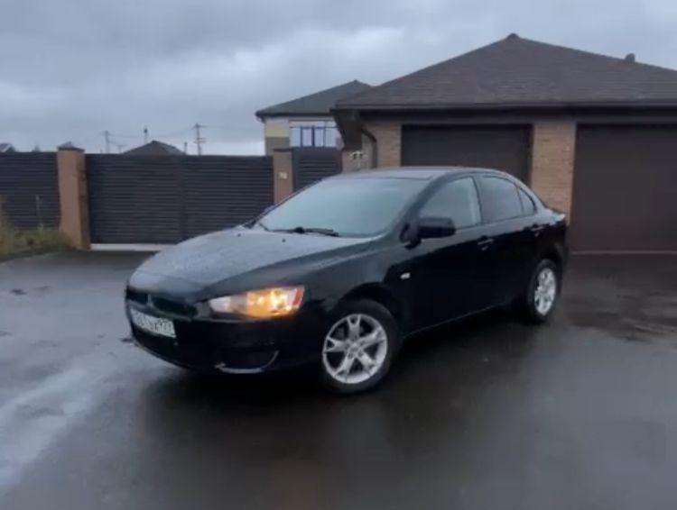 Mitsubishi Lancer: фото владельца