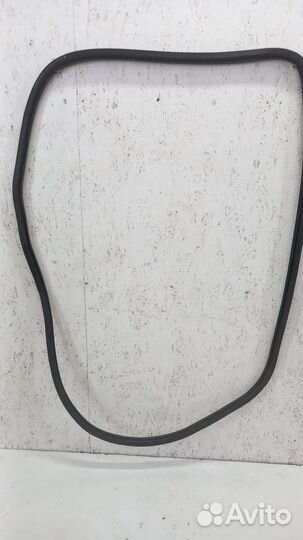 Уплотнитель проёма двери задний Skoda Octavia A5