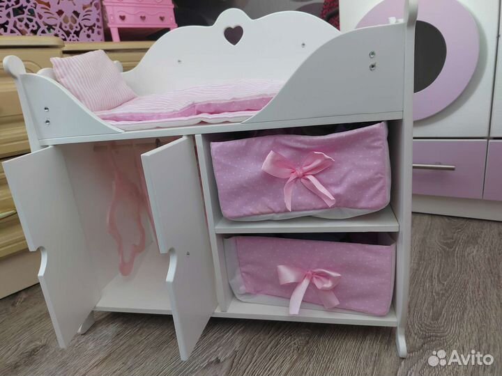 Кроватка для кукол, шкаф для мебели с куклой