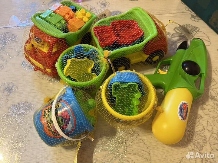 Детские игрушки