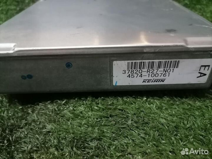 Блок управления двигателем J35A 37820-R27-N01 Honda Elysion RR6