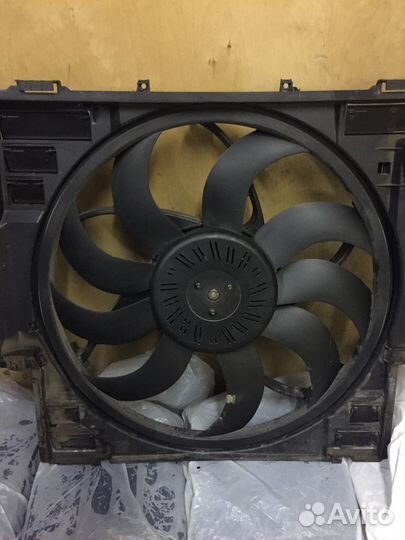 Вентилятор охлаждения BMW 5 (F10) 2011-2012г