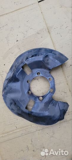 Кожух тормозного диска mazda 3 bm