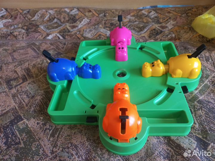 Игрушка бегемот