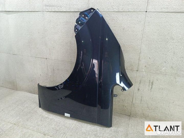 Крыло переднее левое toyota spade