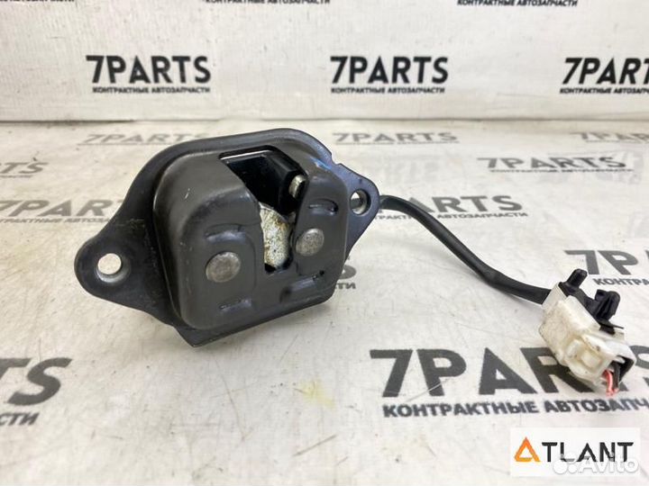 Замок 5-й двери nissan largo