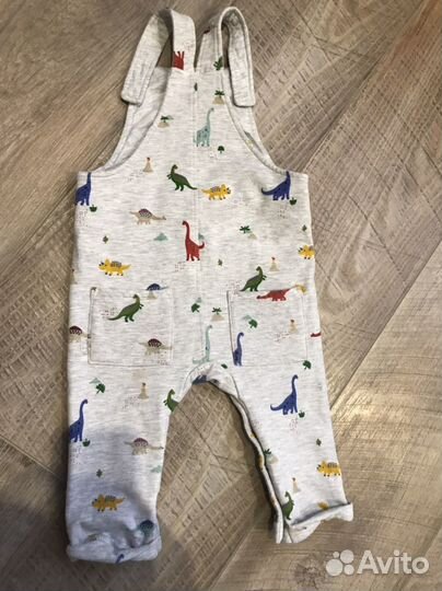 Комбинезон на малыша 12-18 месяцев