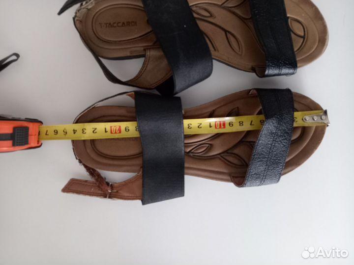 Босоножки женские