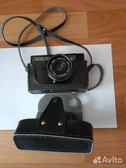 Пленочный советский фотоаппарат Vilia