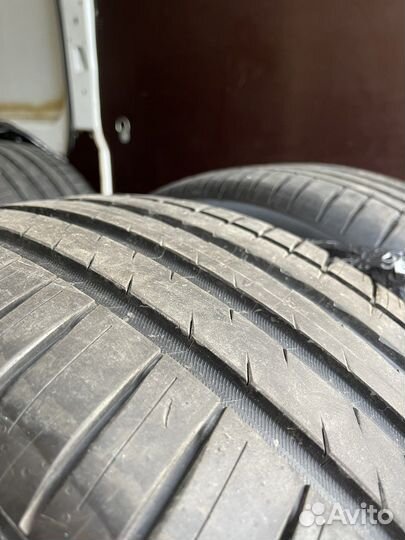 Michelin Pilot Sport 4 SUV 275/50 R20 ZR