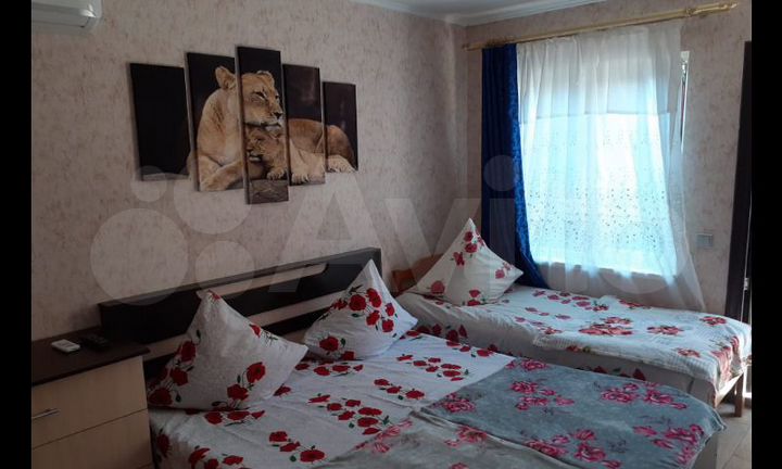 Комната 20 м² в 4-к., 1/2 эт.