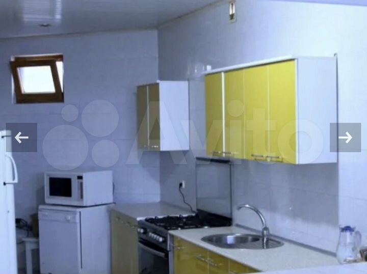 Комната 16 м² в > 9-к., 2/4 эт.