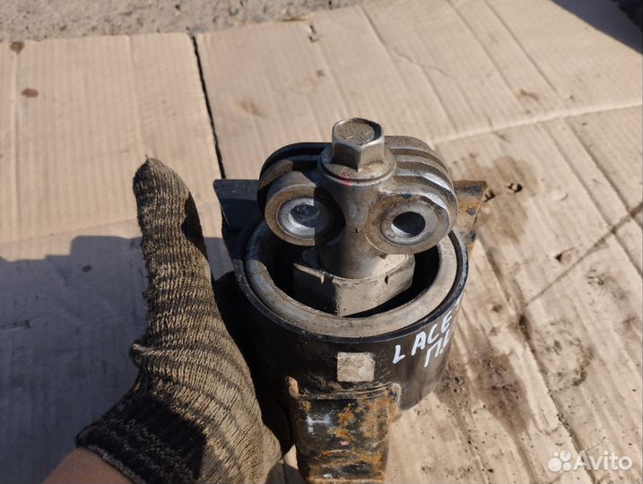 Подушка двигателя левая Chevrolet Lacetti Седан