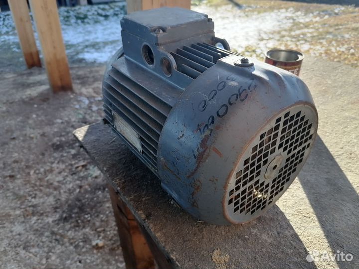 Электродвигатель 220/380v.3кв