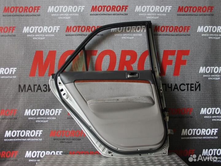 Дверь задняя левая Тойота Марк GX110 светлая А144