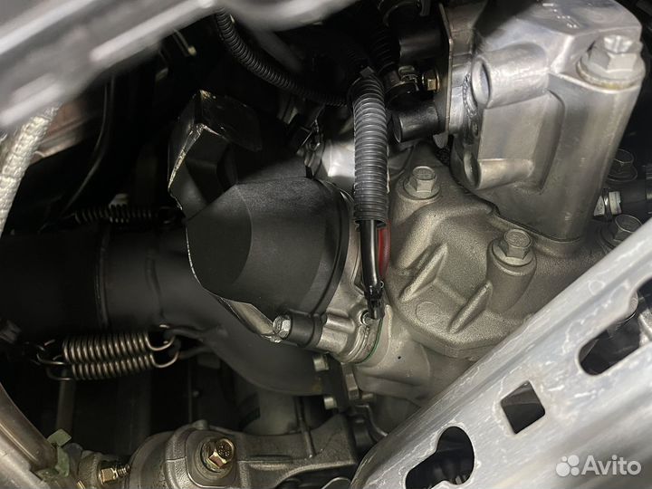 Снегоход brp Lynx 69 Yeti Army