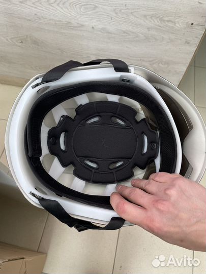 Шлем спортивный мужской