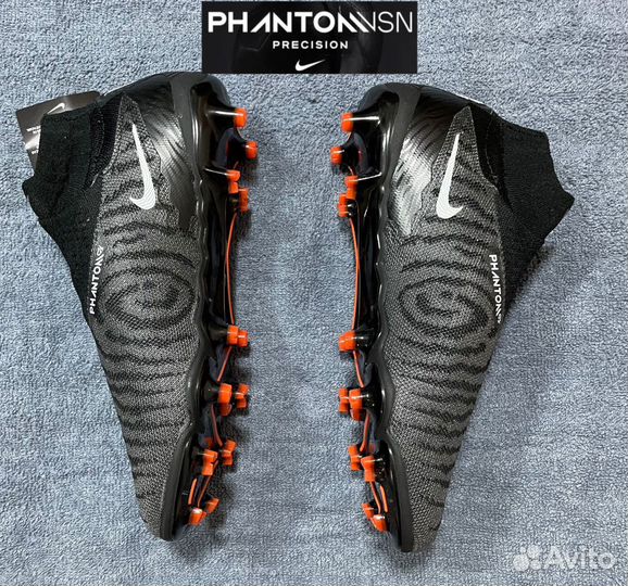 Футбольные бутсы nike phantom