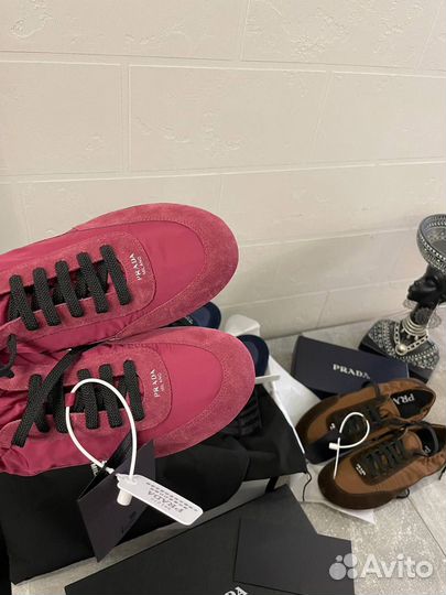 Кроссовки женские Prada