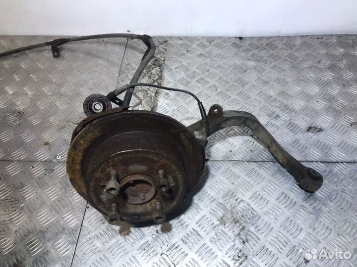 Кулак задний левый Hyundai Sonata EF 2.0 01-12