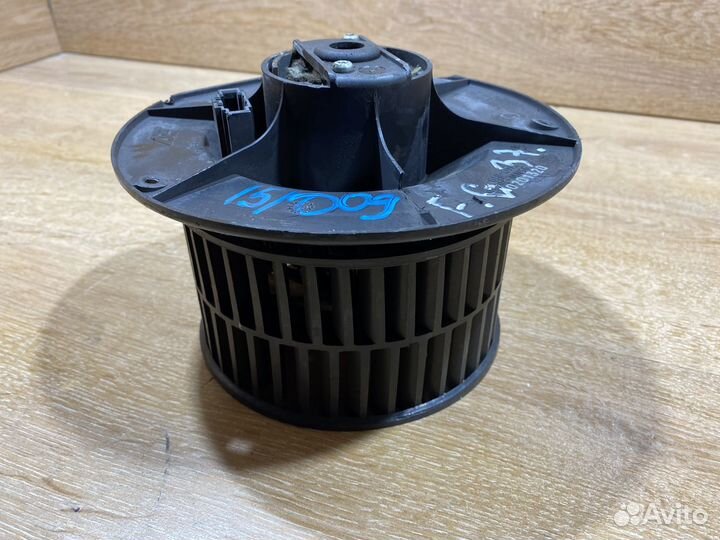 Моторчик печки Volkswagen Sharan 151009