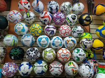 Футбольные мячи
