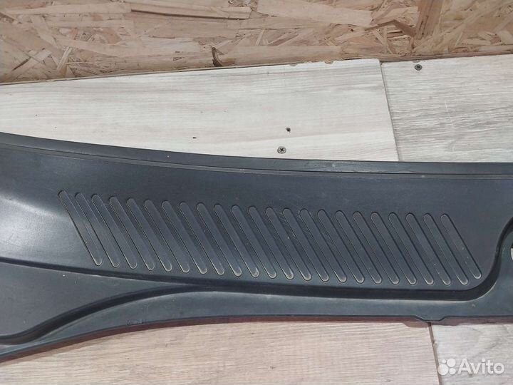 Жабо Renault Symbol 2 водосток