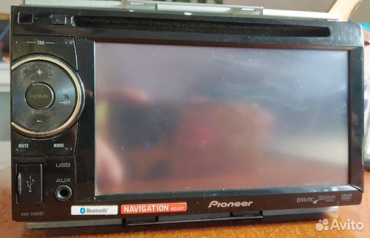 Автомагнитола б/у Pioneer AVH-2400BT