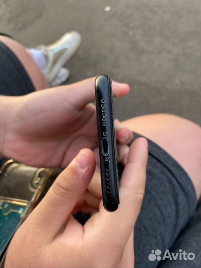 Телефон iPhone хр