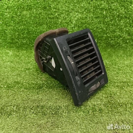 Дефлектор обдува салона левый Hyundai Getz 2005